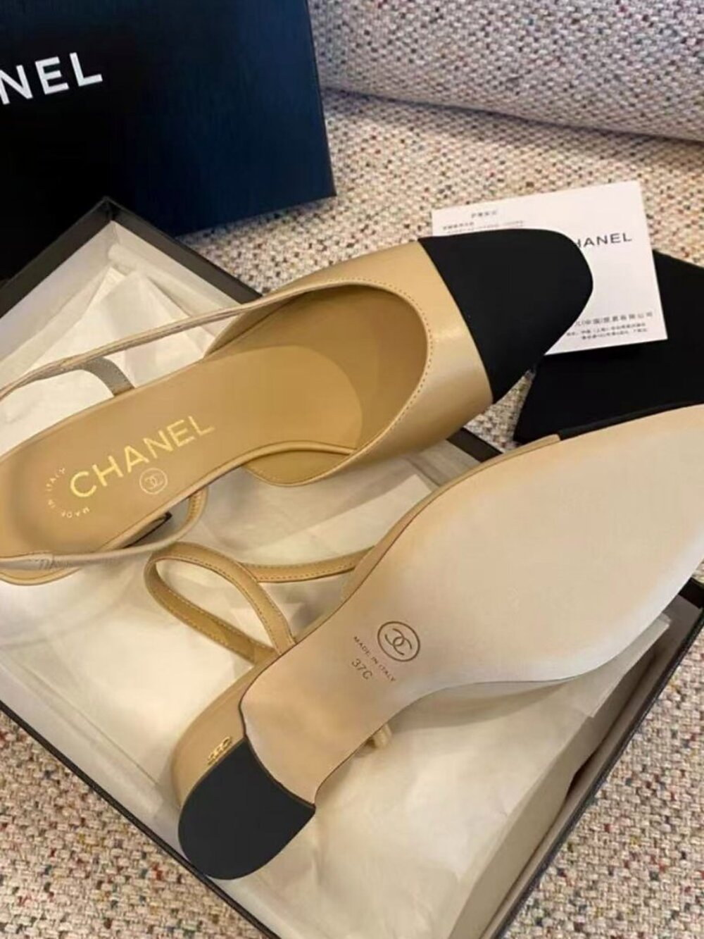 CHANEL Two-Tone Lambskin & Canvas Slingback Block Heel Pumps - Picture 9 of 9